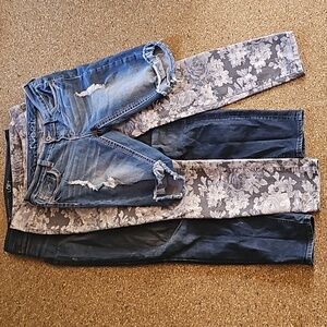 BUNDLE #2 3 PAIRS OF JEANS SZ. 7/8